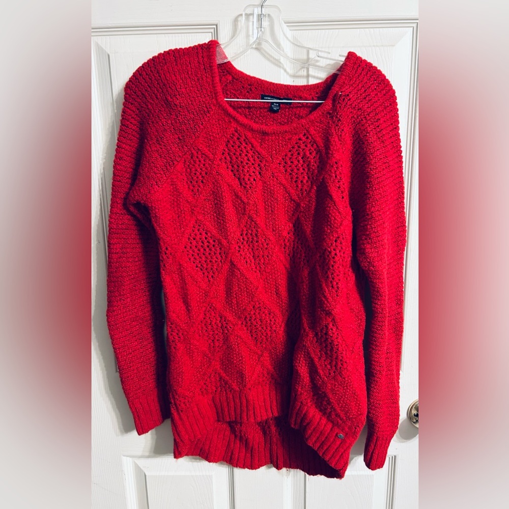 Women’s American Eagle sweater - size medium - like new